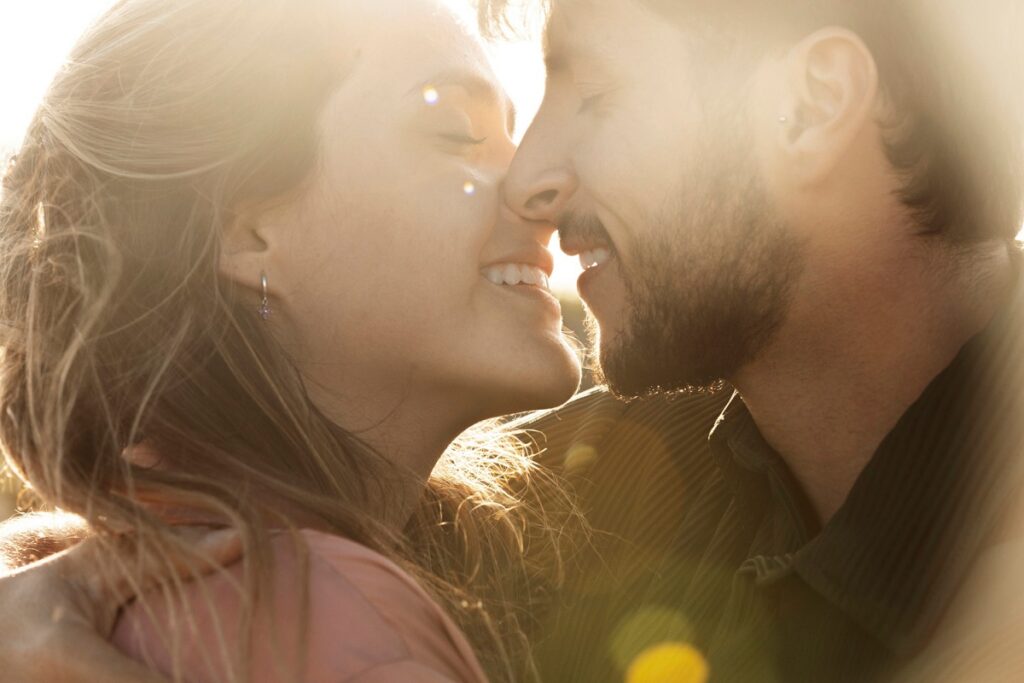 El 72% de los españoles considera clave el primer beso para continuar una relación 1